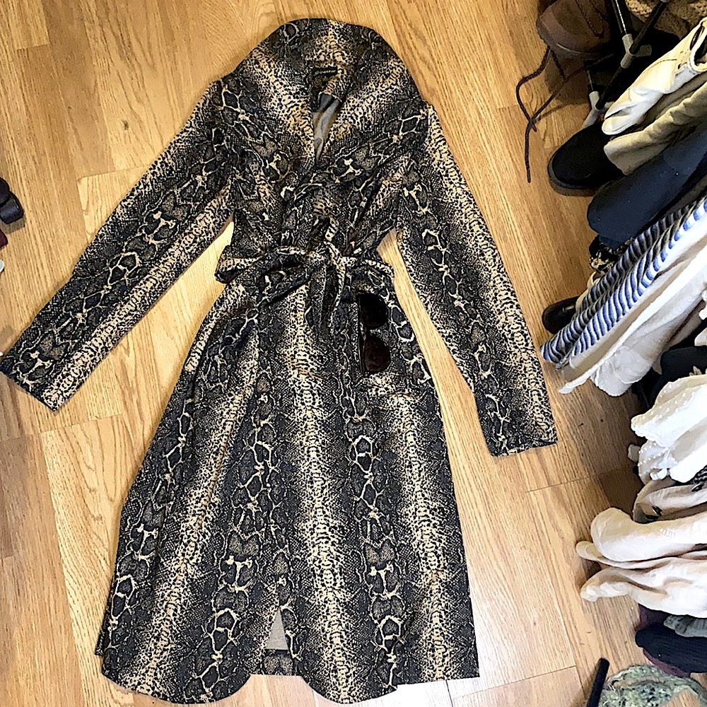 Snakeskin Trench with Belt 🐍